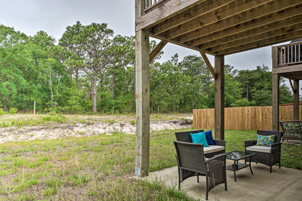 Modern Coastal Condo With Patio 1 Mi To Beaches! Carolina Beach Exterior photo
